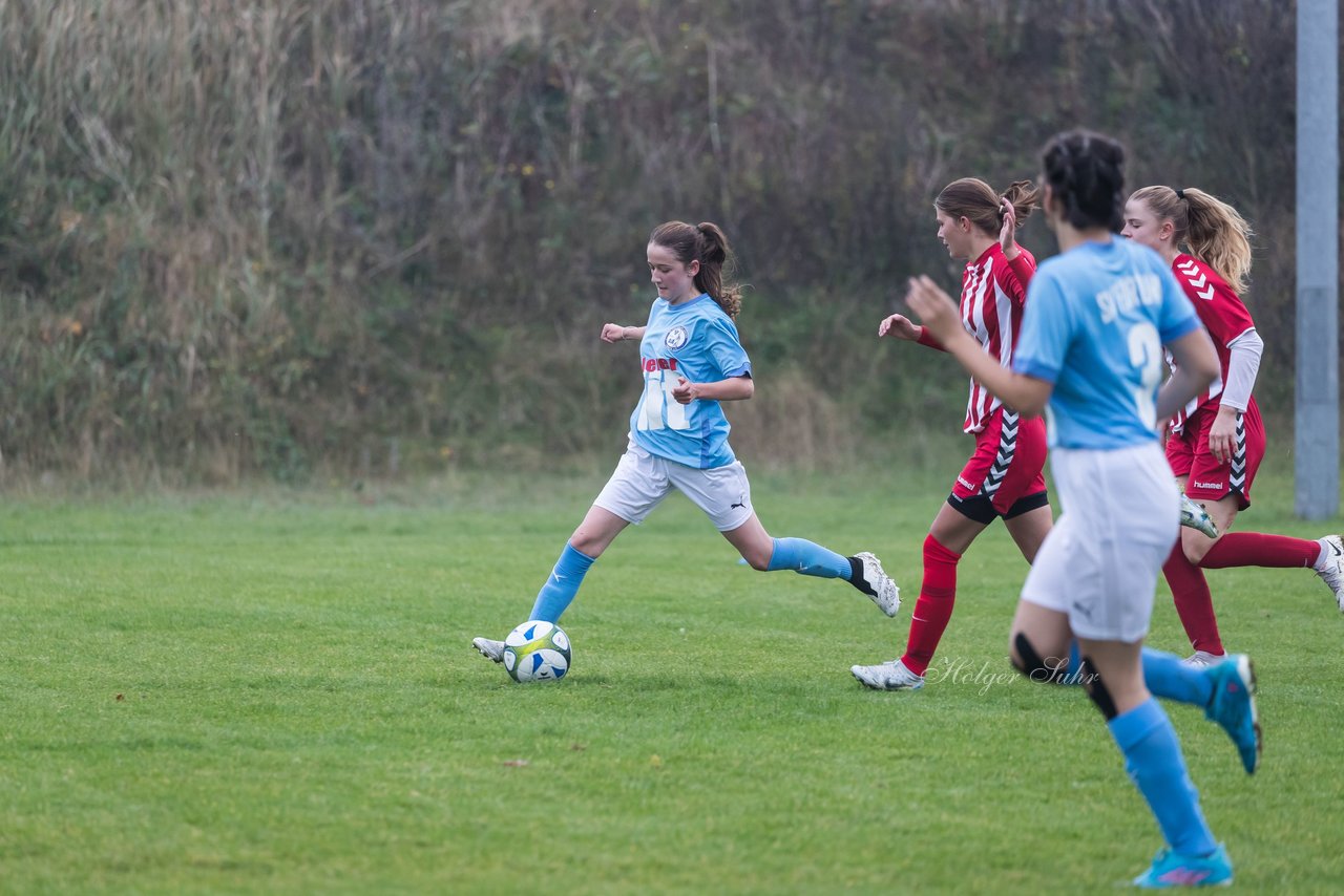 Bild 174 - wBJ TuS Tensfeld - SV Fortuna St. Juergen